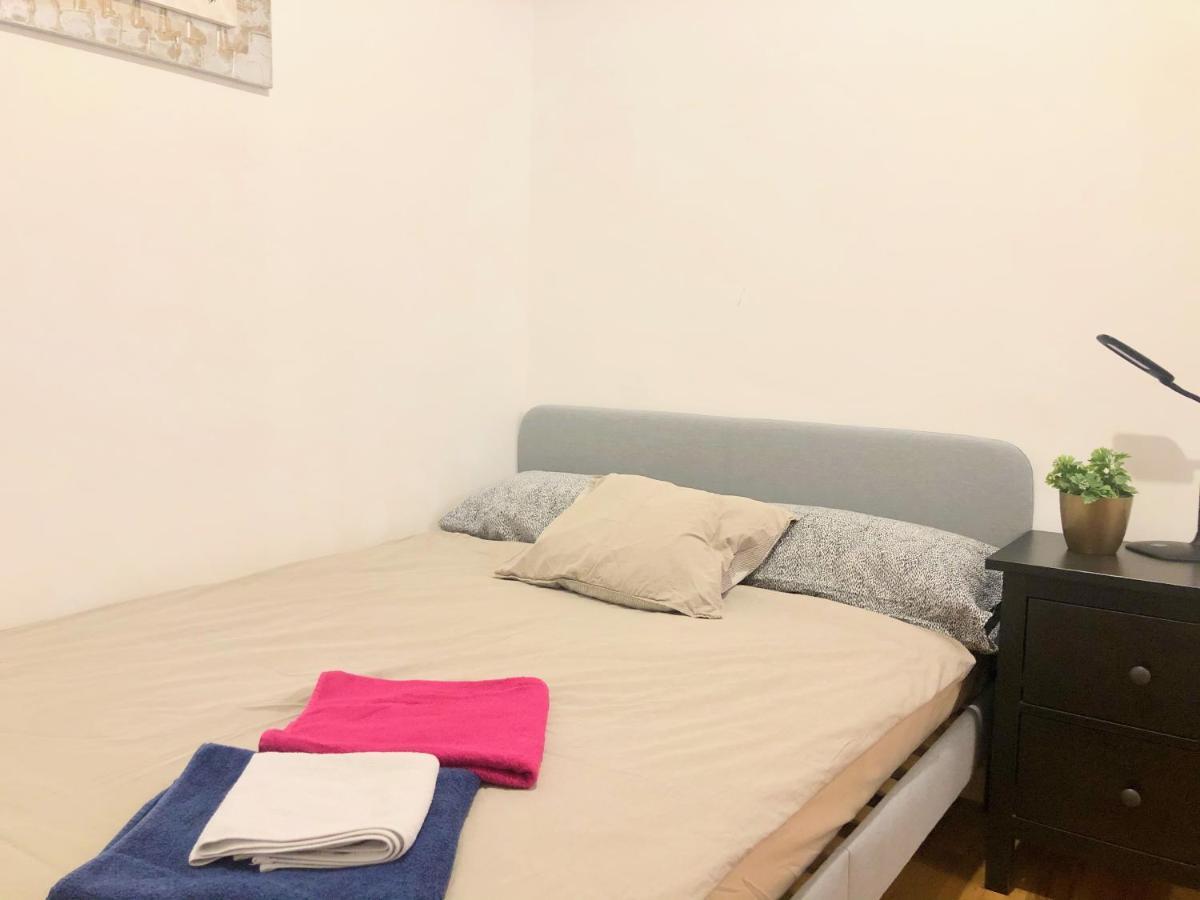 Eixample Apartments - Pova Барселона Екстериор снимка